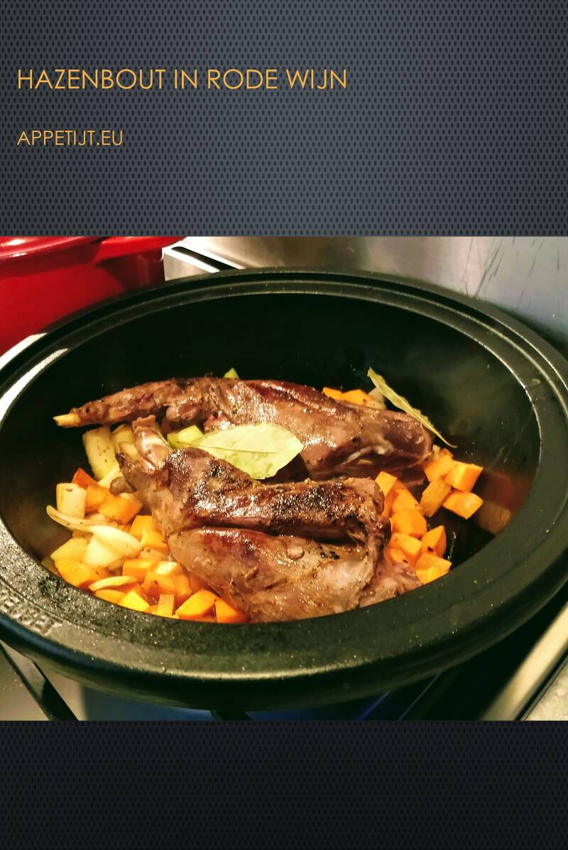 Hazenbout in rode wijn