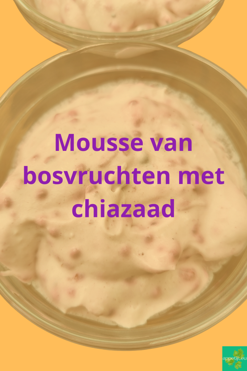 Mousse van bosvruchten met chiazaad