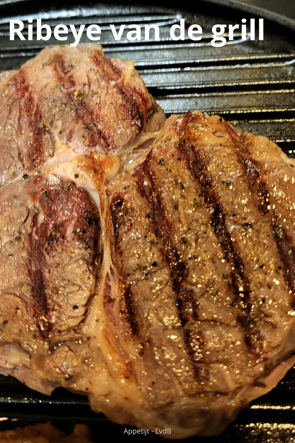 Ribeye van de grill
