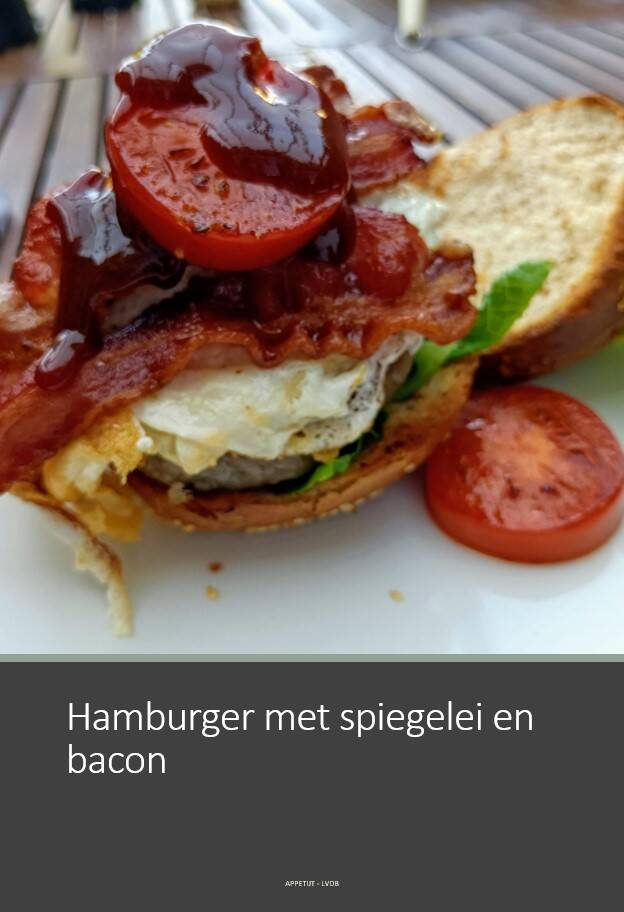 Hamburger met spiegelei en bacon