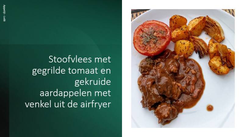 Stoofvlees, gegrilde tomaat en gekruide aardappeltjes gebakken met venkel