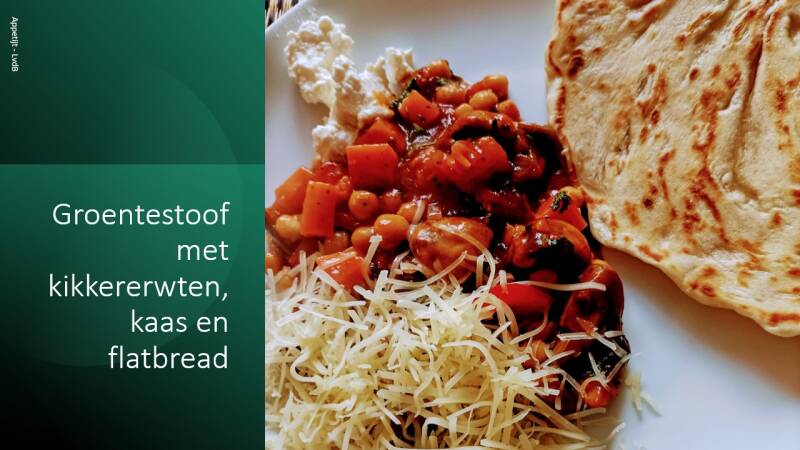 Groentestoof met kikkererwten, kaas en flatbread