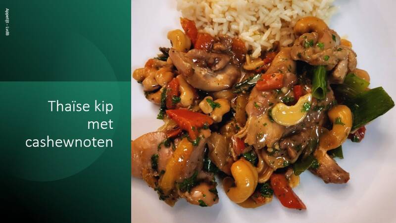 Thaïse kip met cashewnoten