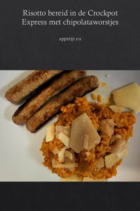 Risotto bereid in de Crockpot Express met chipolataworstjes