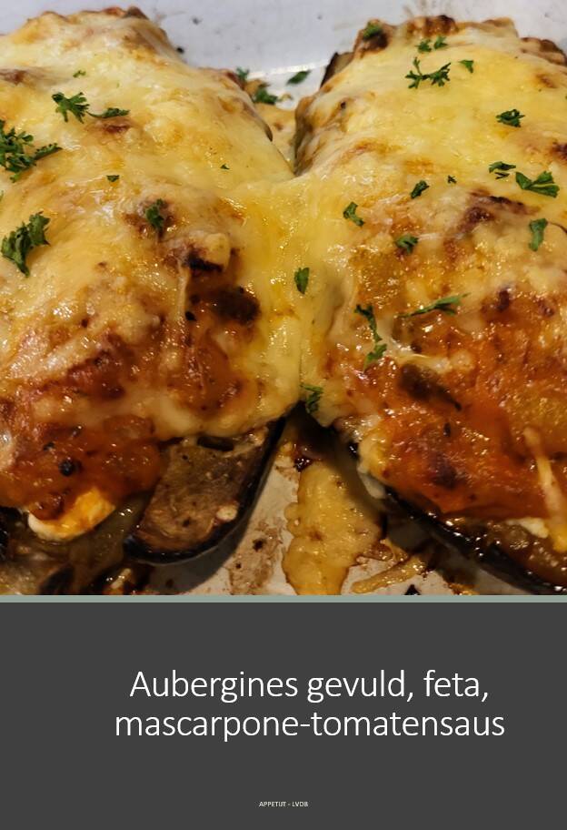 Aubergines gevuld, feta, mascarpone-tomatensaus