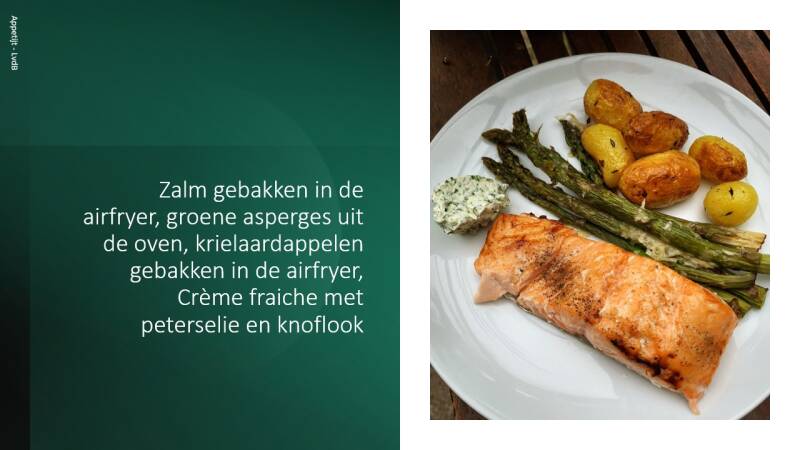 Zalm gebakken in de airfryer, groene asperges uit de oven, krielaardappelen gebakken in de airfryer, Crème fraiche met peterselie en knoflook