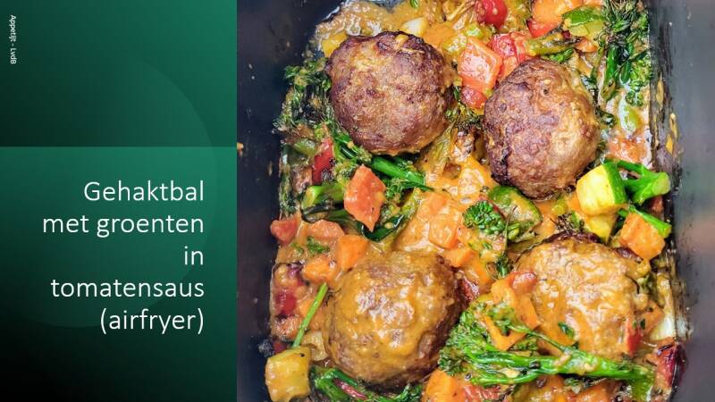 Gehaktbal met groenten in tomatensaus (airfryer)