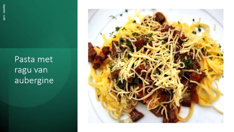 Pasta met ragu van aubergine