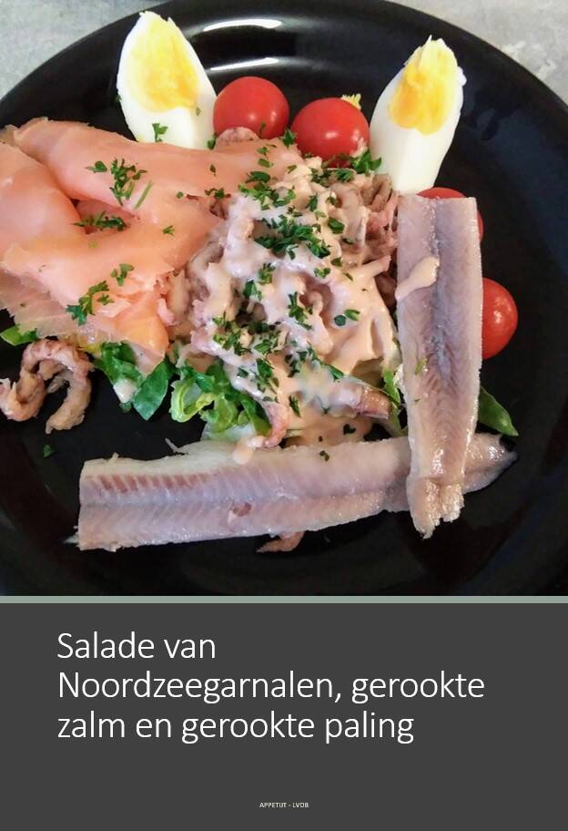 Salade van Noordzeegarnaal, gerookte zalm en paling