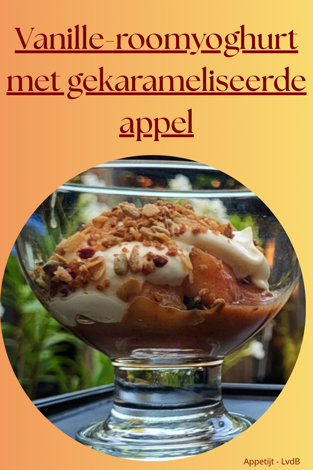 Vanille-roomyoghurt met gekarameliseerde appel