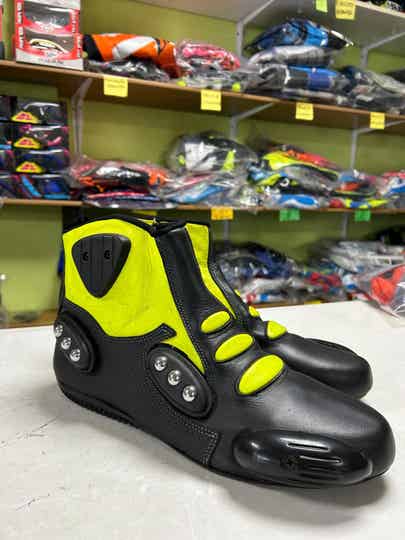 BOTAS DE CARRETERA RB