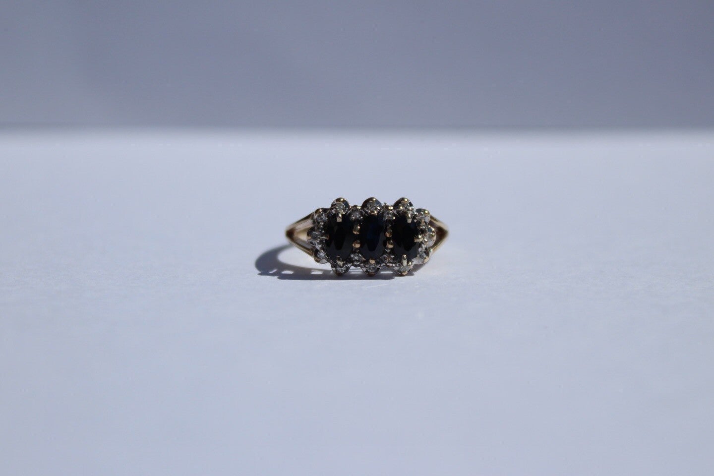 Benthe - Sapphires&Diamonds trilogy ring