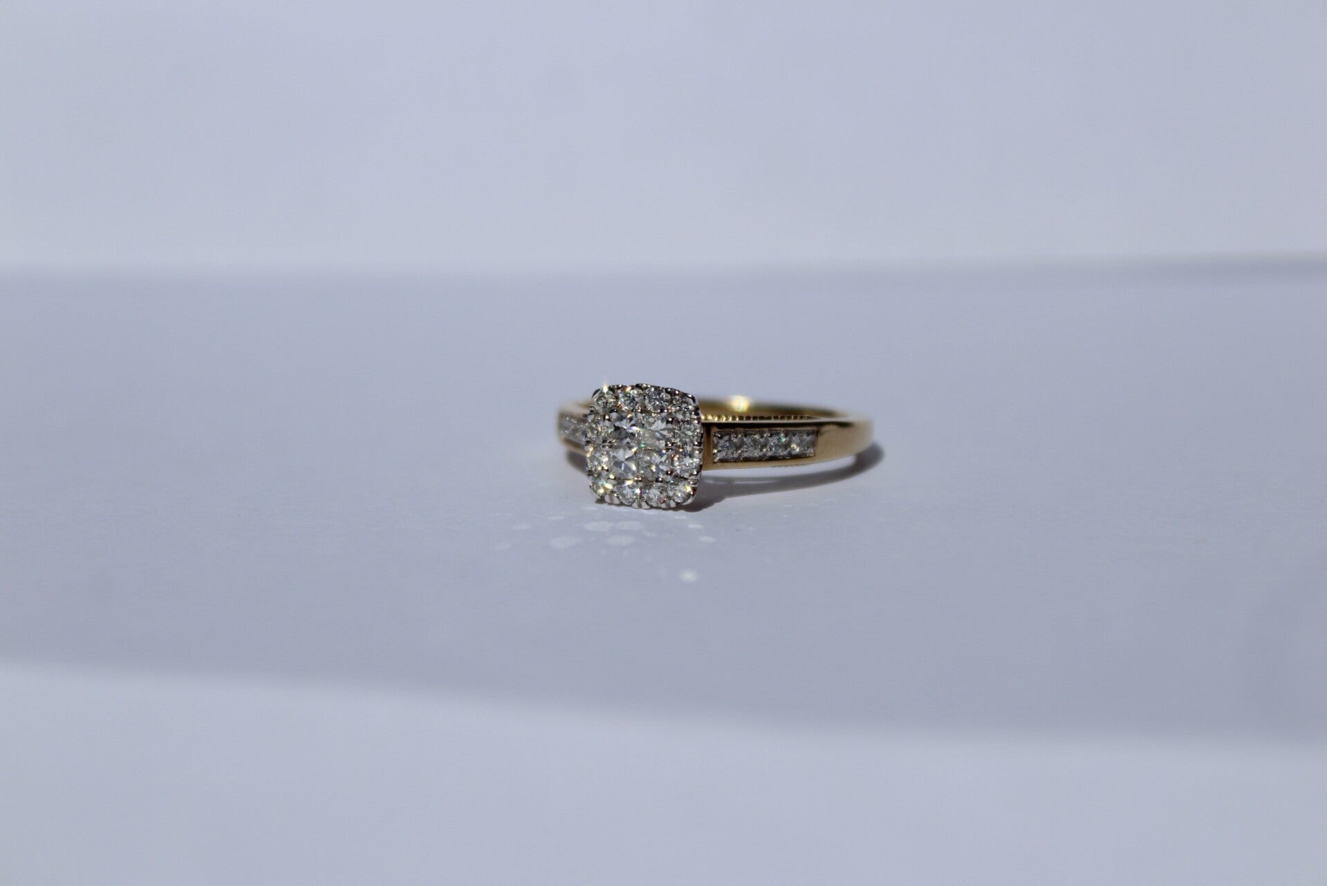 Rozie - 9ct Romantic diamond cluster ring