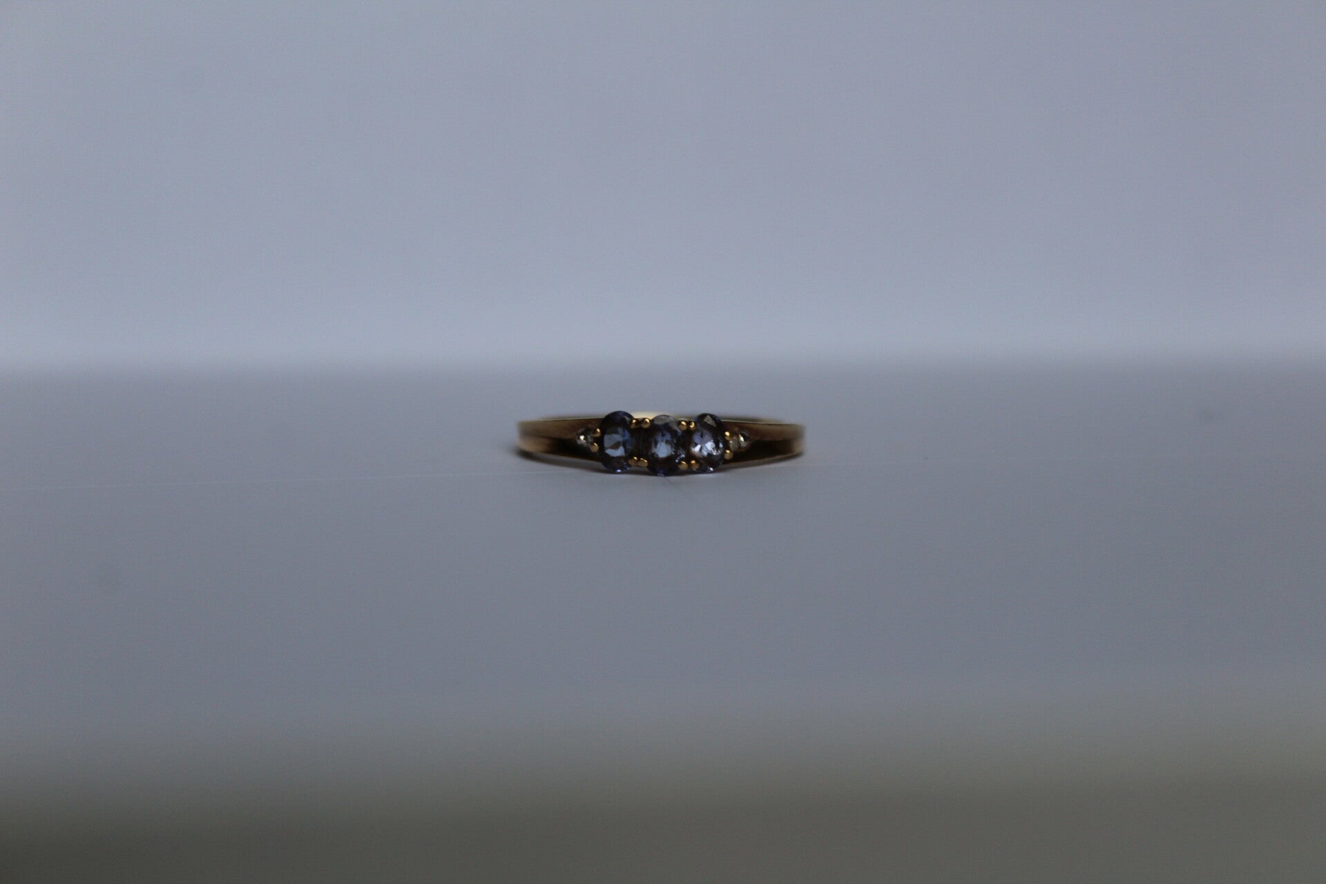 Mika - Tanzanite trilogy ring