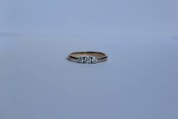 Suzie - Diamond trilogy ring
