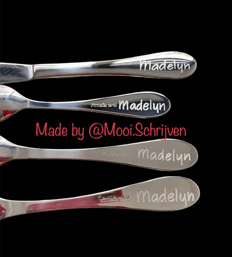 kinderbestek met gegraveerde naam 
