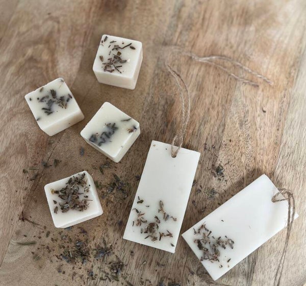 Spring hanger sweet lavender