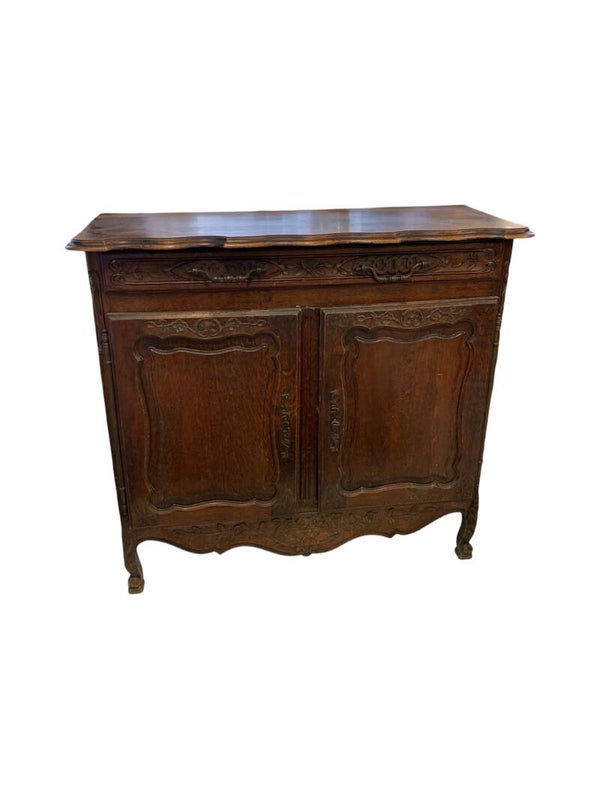 Buffet Bas Sculpté
