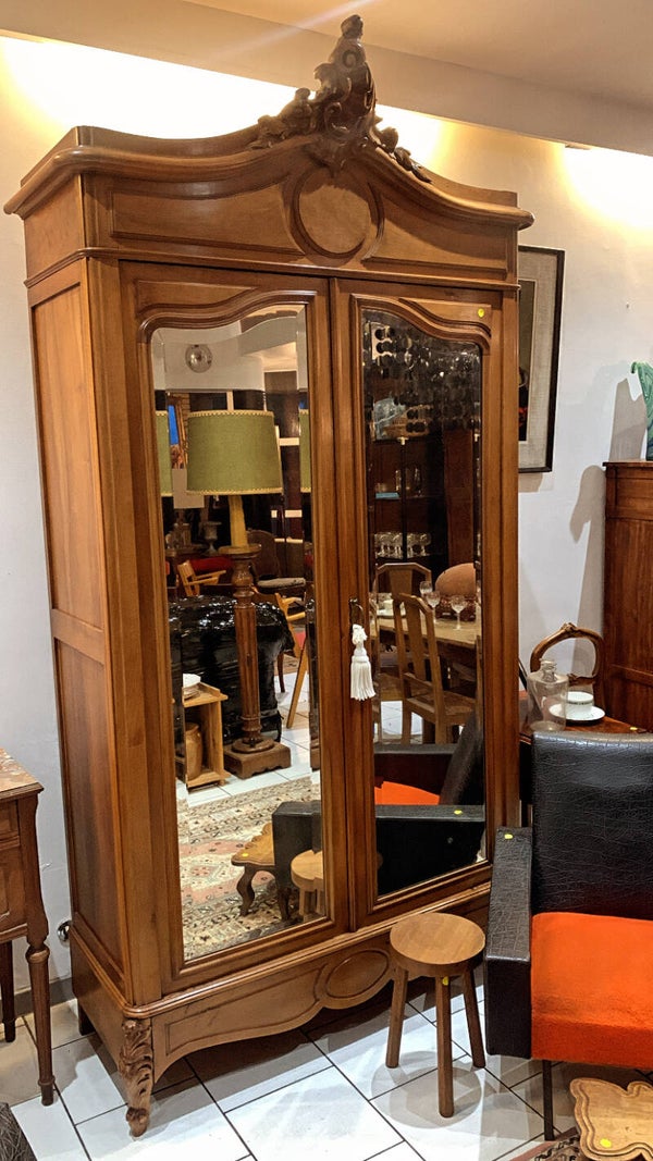 Armoire Style Rocaille vers 1900