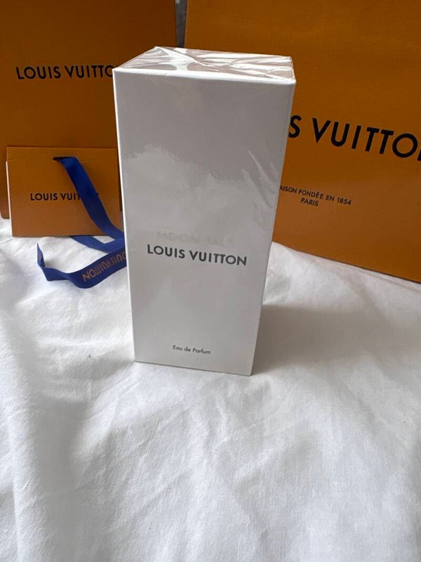 Moon tale Louis Vuitton