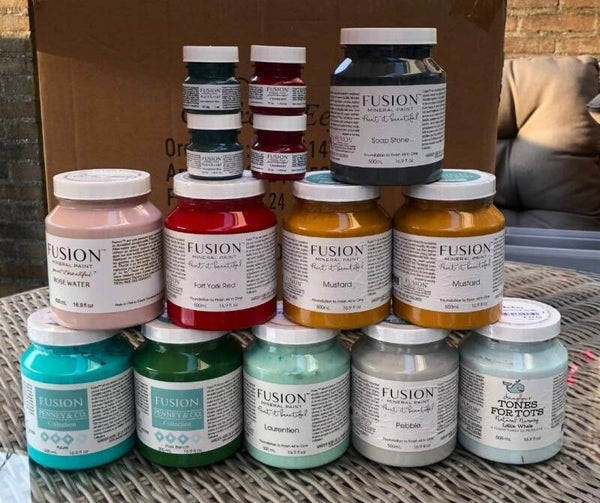 Partij Fusion Mineral Paint en aanverwante producten