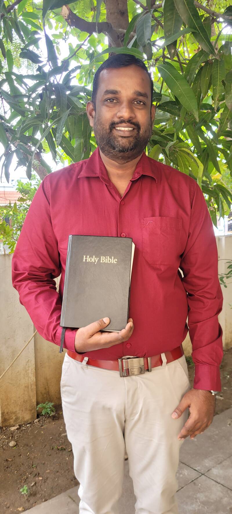 amuel Bathiran prediking in Manipur, India