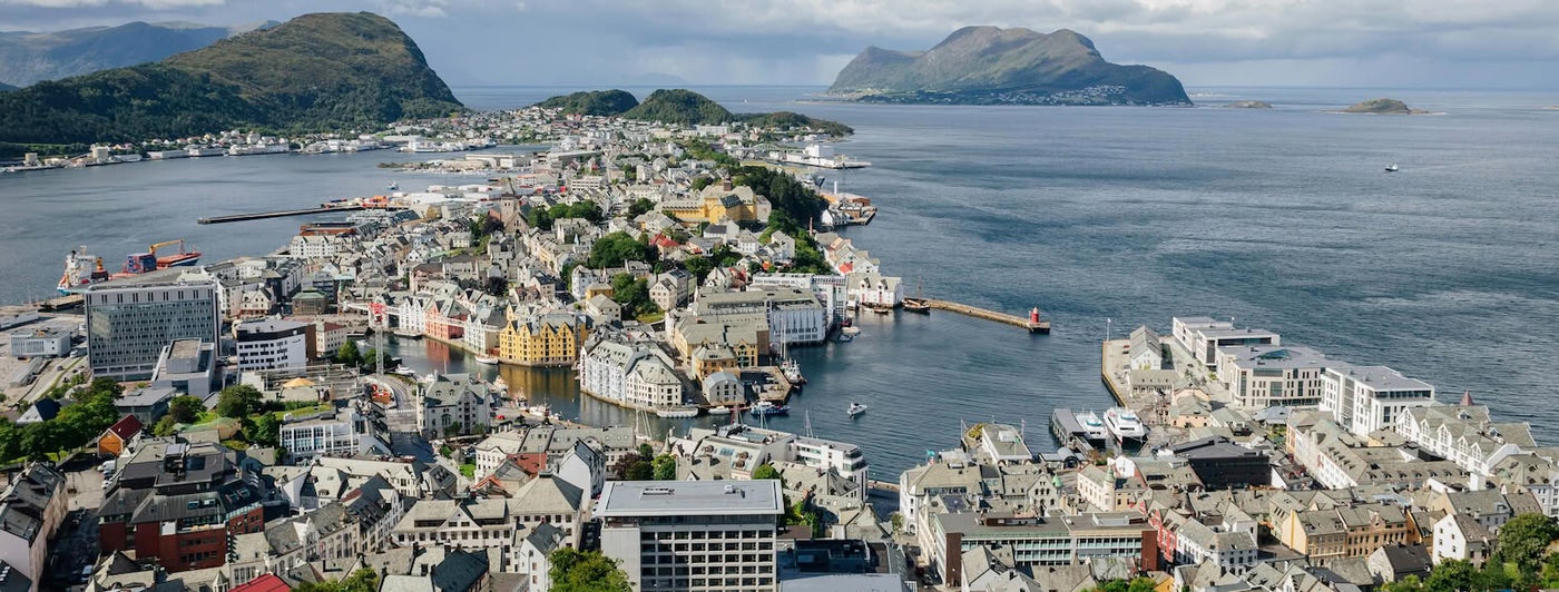 Alesund Norwegen Hafen Infos