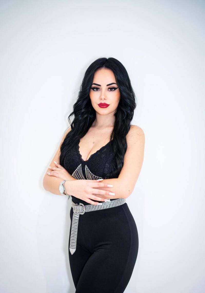 massaggiatrice melegnano