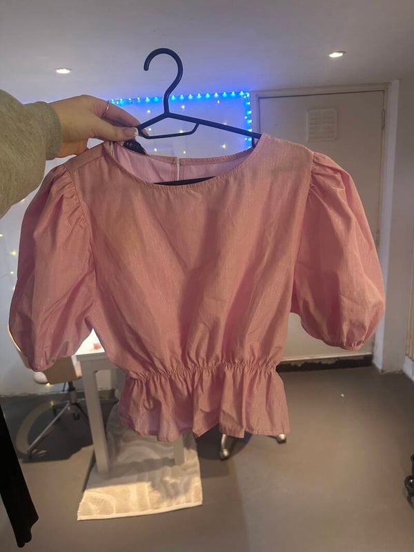 Roze top