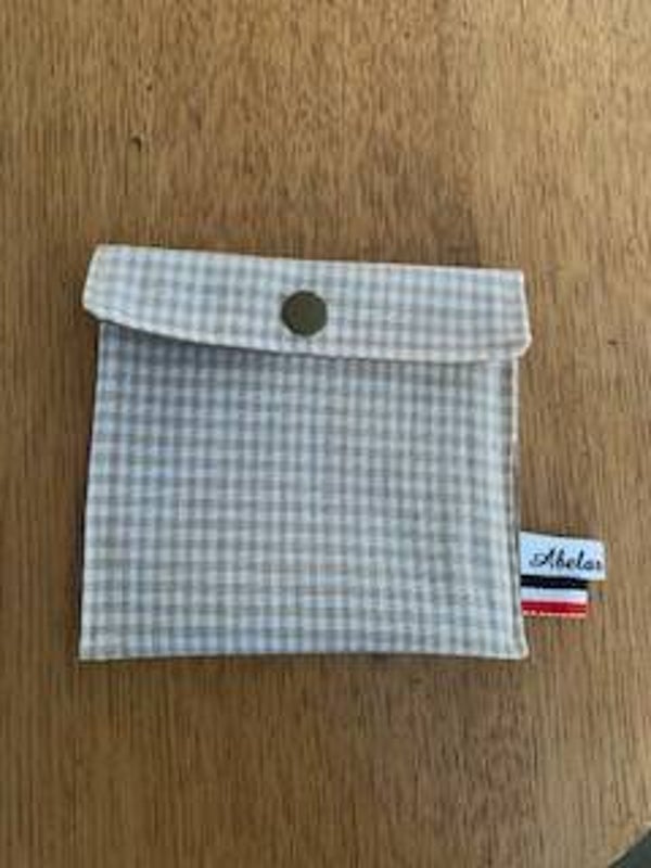 étuis carré vichy beige