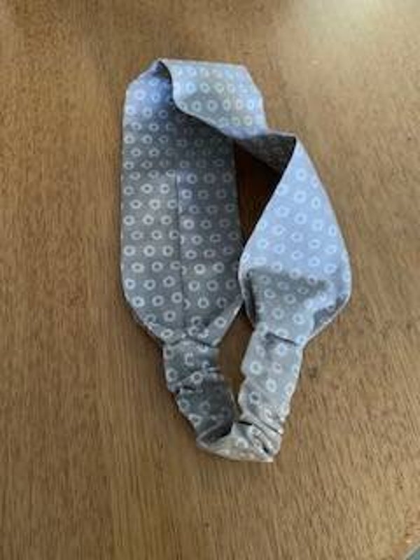 bandeau grège