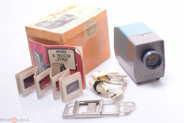 FED ETUDE RUSSIAN VINTAGE 35MM SLIDE PROJECTOR, 10 PARIS KODAK SLIDES, BOXED