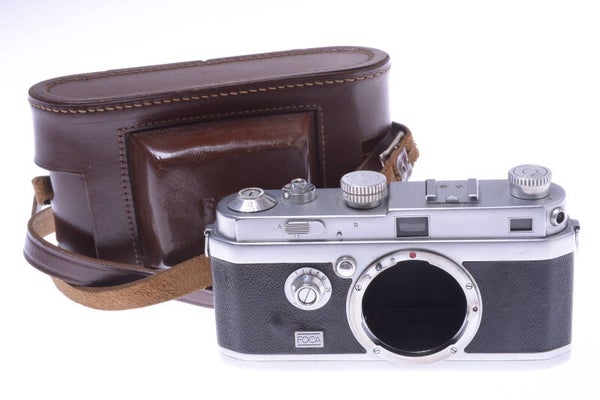 OPL FOCA UNIVERSEL MODEL 3 #76275 35MM RANGE FINDER CAMERA W/ CASE