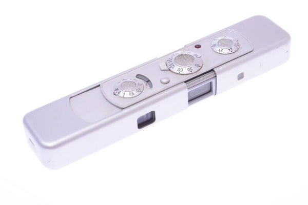 MINOX C 9.5MM SUBMINIATURE CAMERA 8X11MM *WORKS 100%, MINTY*  #2436501
