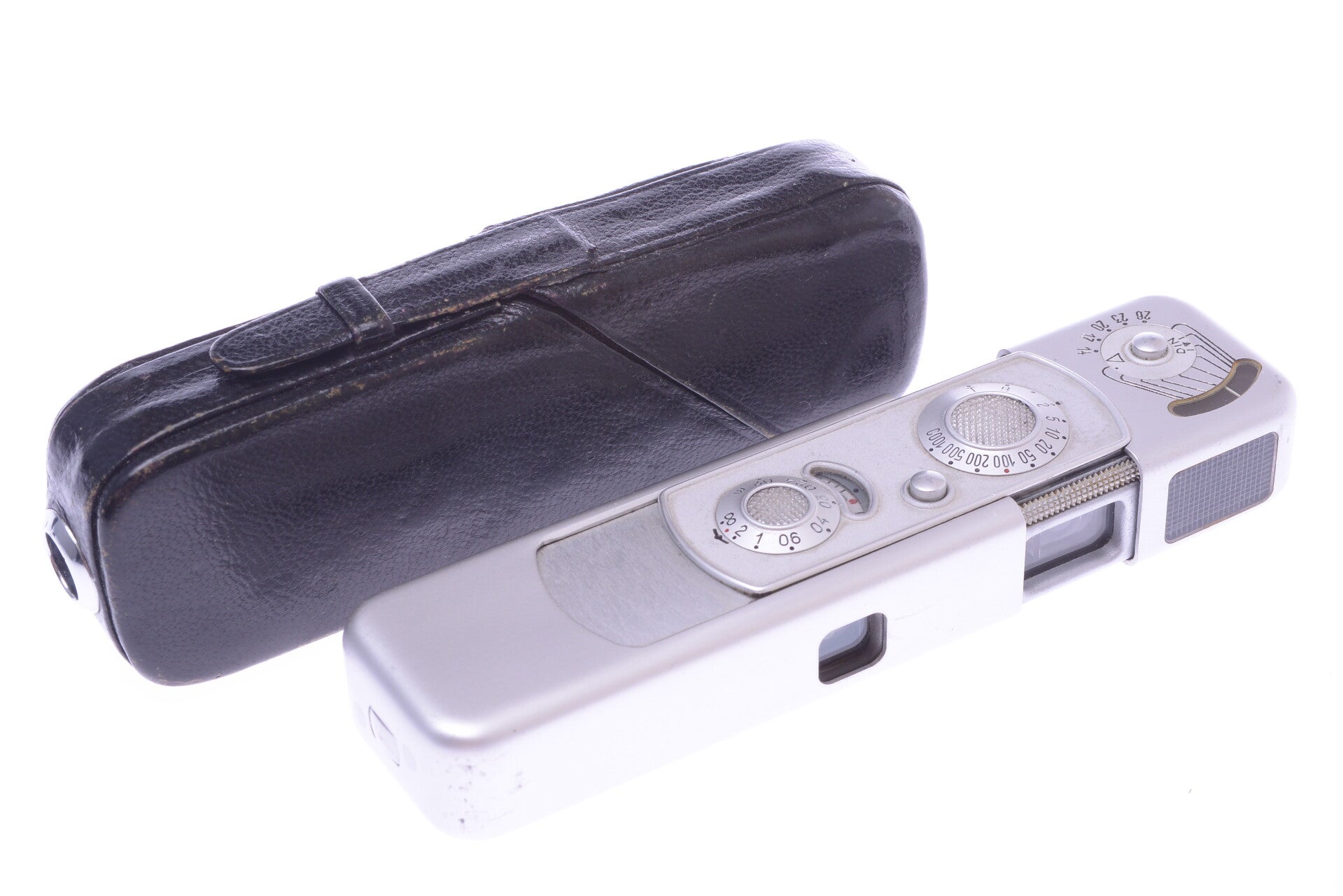 MINOX B 9.5MM SUBMINIATURE CAMERA 8X11MM *WORKS 100%, MINTY*  #722276 W/ CASE