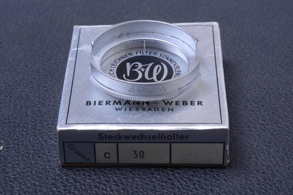 B & W SCHNEIDER GENUINE STEP UP RING 30MM TO 35MM FILTER ADAPTER PUSH ON 101-1