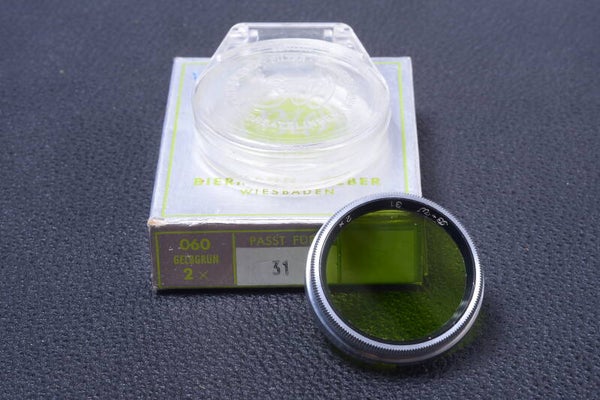 B & W SCHNEIDER GREEN 2X 31MM FILTER GENUINE LENS OR CAMERA PUSH BOXED 106-4