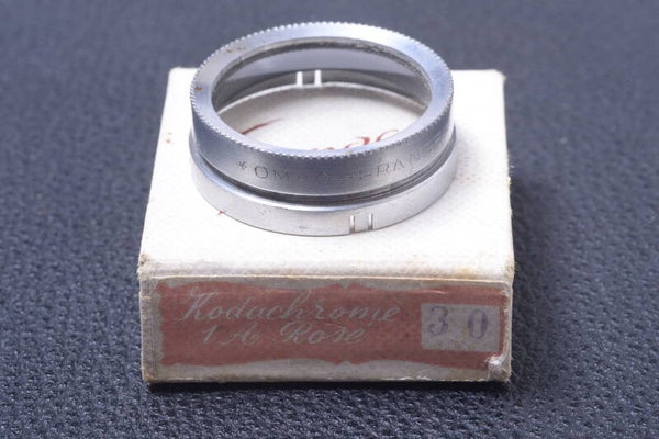 OMAG CLOSE-UP 31MM FILTER FRANCE LENS OR CAMERA PUSH ON W/ KEEPER 113-2