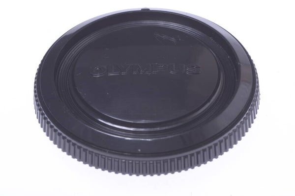 OLYMPUS OM ORIGINAL CAMERA BODY CAP     100-1