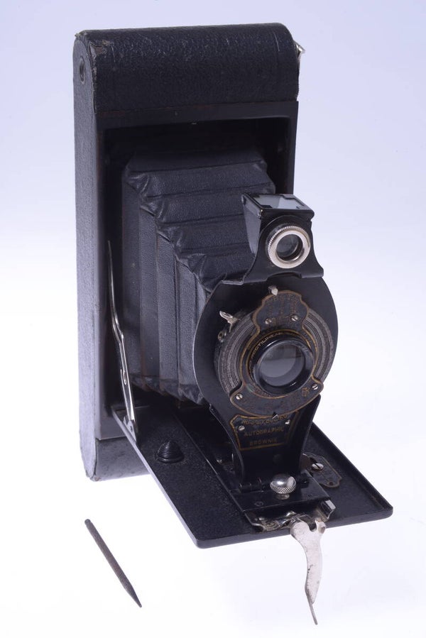 KODAK NO.2A FOLDING AUTOGRAPHIC BROWNIE 116 ROLL FILM CAMERA BAUSCH LOMB LENS