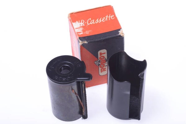ROBOT NR CAMERA 35MM  BULK FILM MAGAZINE CANISTER WITHOUT SPOOL *NEVER USED*