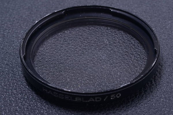 HASSELBLAD B50 BAY 50 1X HZ -0 UV FILTER GENUINE LENS OR CAMERA BAYONET   11-3