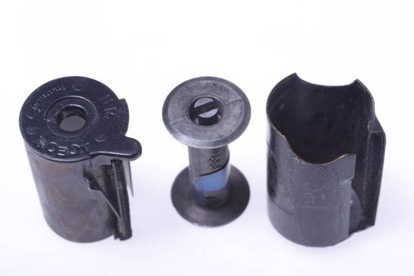 ROBOT NR CAMERA 35MM  BULK FILM MAGAZINE CANISTER WITH SPOOL