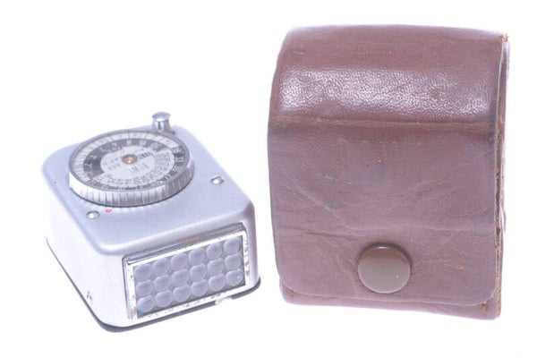 BEWI AUTOMAT C SHOE MOUNTED EXPOSURE LIGHT METER *WORKS 100% ACCURATE* W/ CASE
