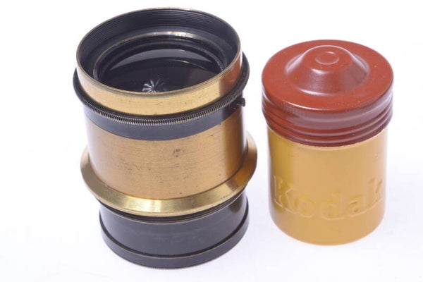 UNMARKED ANTIQUE BRASS LENS ‘180MM’ 4X5” LF CAMERA W/ STIFF APERTURE