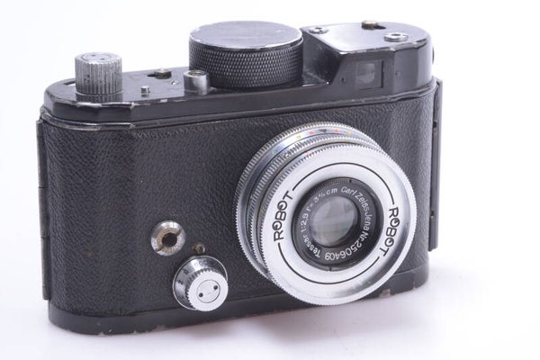 ROBOT II BLACK PAINT CAMERA W/ ZEISS TESSAR 3.3/4CM, 37.5MM 2.8 LENS