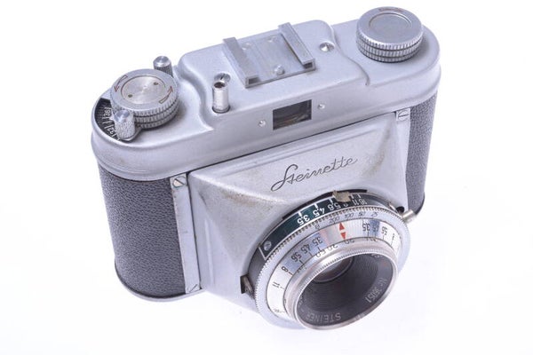 STEINER STEINETTE CAMERA 35MM FILM W/45MM 3.5 RED V LENS