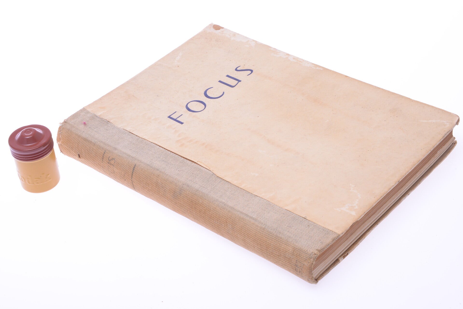 DUTCH FOCUS MAGAZINE ALL ABOUT PHOTOGRAPHY COMPLETE 1947 YEAR BOOK