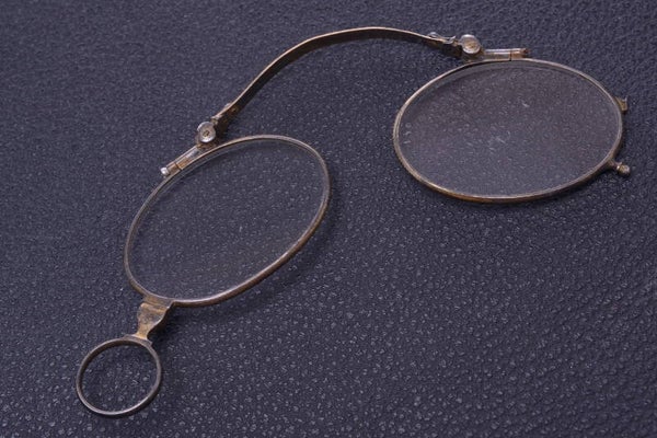 ANTIQUE PINCH, PINCE NEZ READING NOSE GLASSES OVAL FRAME +/- +2 DIOPTER  5698