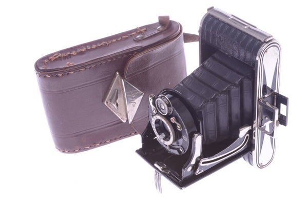 AGFA BILLY 0 'VEST POCKET' 4X6.5CM 127 ROLL FILM CAMERA 7.5CM LENS 'ART DECO'